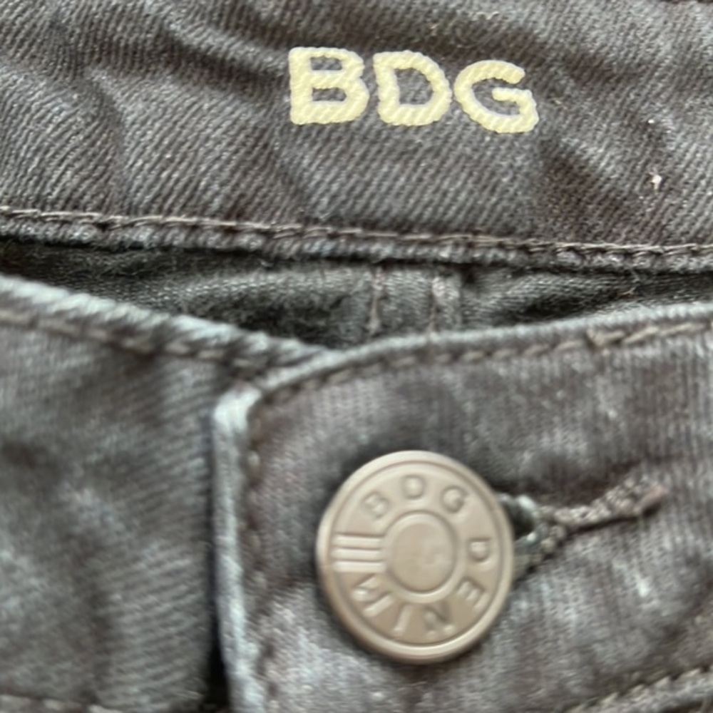 BDG SHORTS - Picture 5 of 8